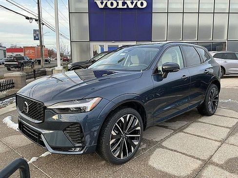 New 2026 Volvo XC60 B5 Ultra w/ Protection Package Premier AWD/4WD image 3