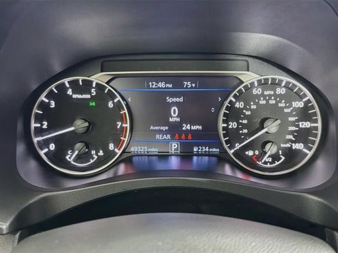 Used 2024 Nissan Altima 2.5 SV FWD image 39