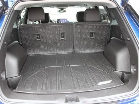 Used 2023 Chevrolet Blazer LT w/ Convenience Package image 37