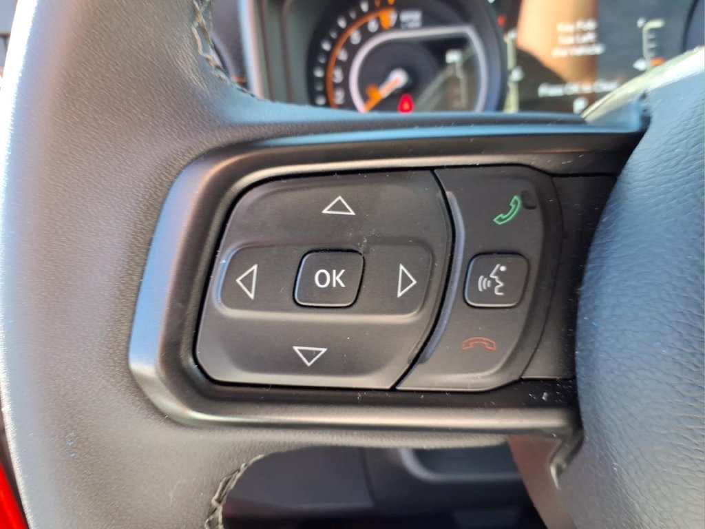 Used 2026 Jeep Gladiator Mojave AWD/4WD image 18