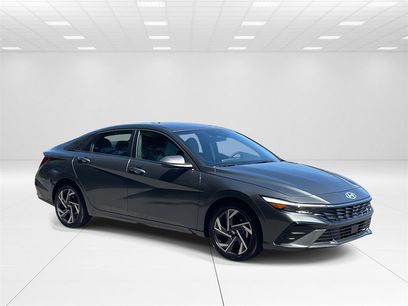 New 2025 Hyundai Elantra Limited