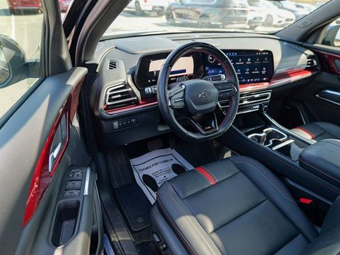 Used 2024 Chevrolet Traverse RS w/ LPO, Floor Liner Package image 16