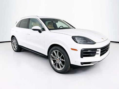 New 2026 Porsche Cayenne image 7