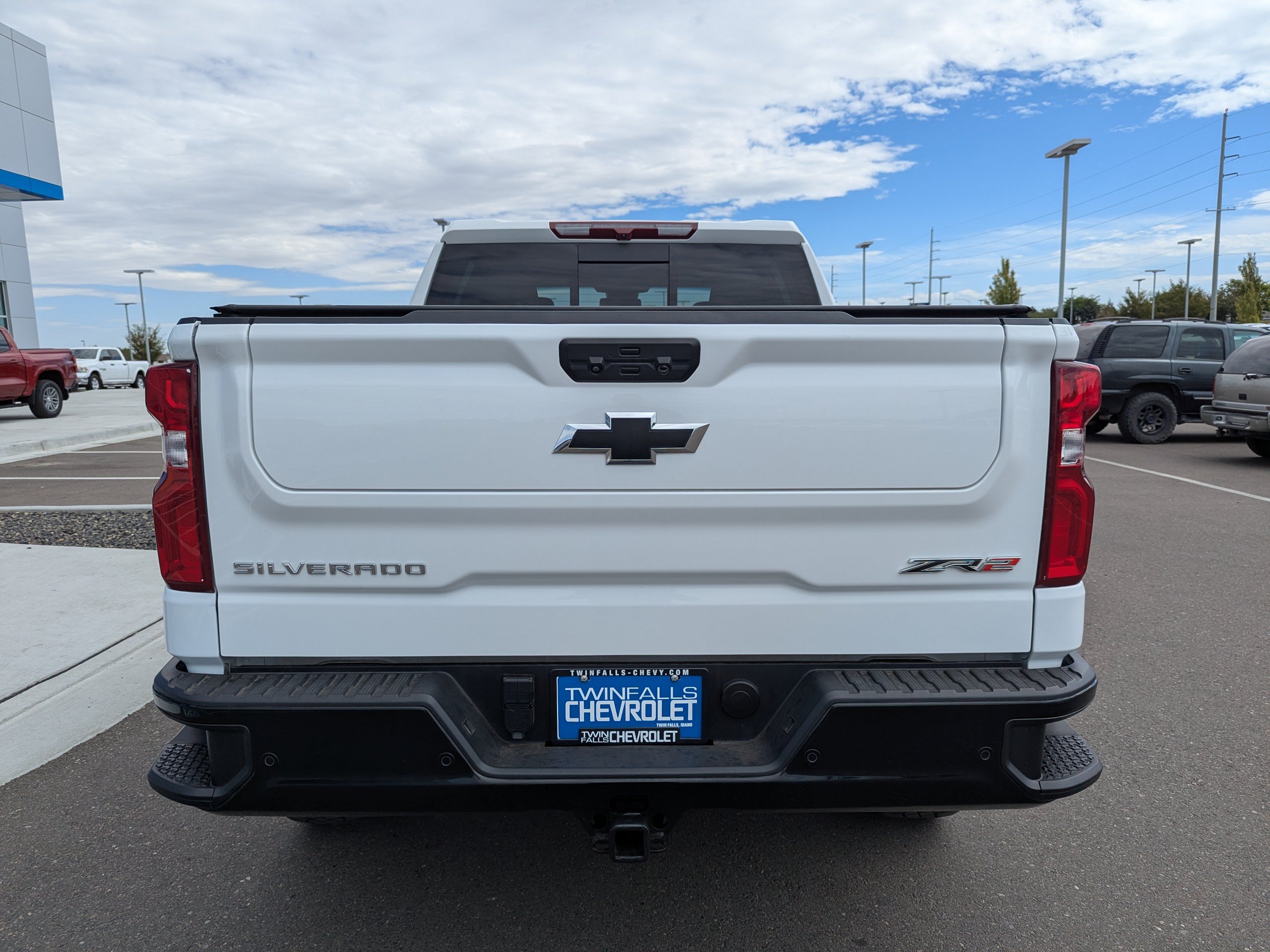 Certified 2024 Chevrolet Silverado 1500 ZR2 AWD/4WD image 37