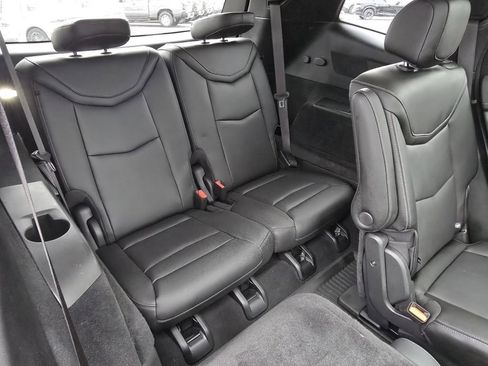 Used 2024 Cadillac XT6 Premium Luxury w/ LPO, Floor Liner Package image 20