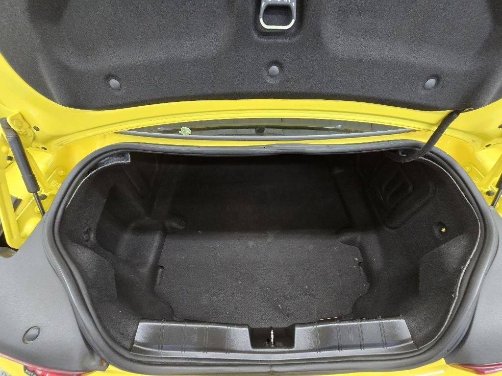 Used 2017 Chevrolet Camaro LT RWD image 13