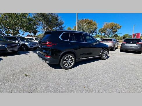 Used 2024 BMW X5 xDrive50e image 34