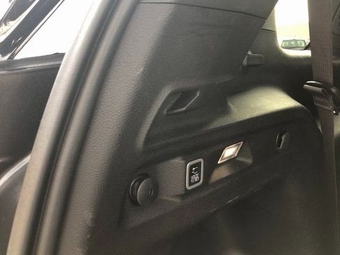 Used 2024 Jeep Grand Cherokee L Laredo image 25