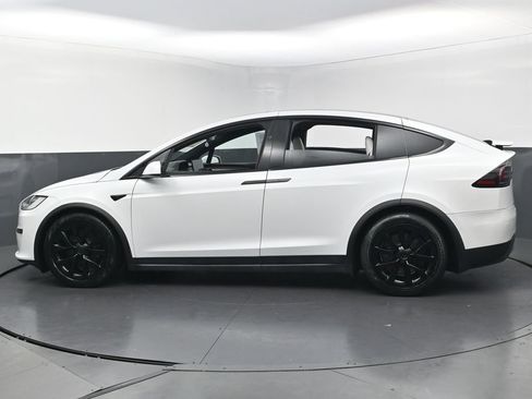 Used 2023 Tesla Model X AWD/4WD image 7
