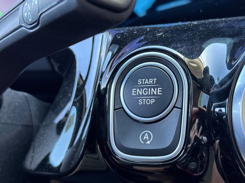 New 2025 Mercedes-Benz GLA 35 AMG 4MATIC image 28