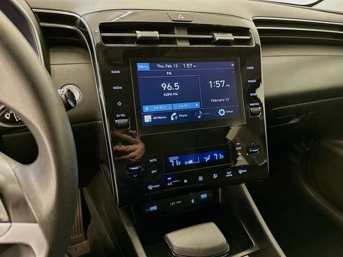 Used 2024 Hyundai Tucson SEL image 25