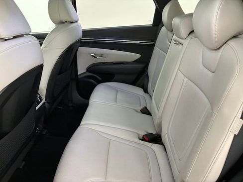 Used 2024 Hyundai Tucson Limited image 18