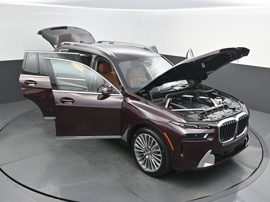 Certified 2024 BMW X7 xDrive40i w/ Executive Package AWD/4WD image 56