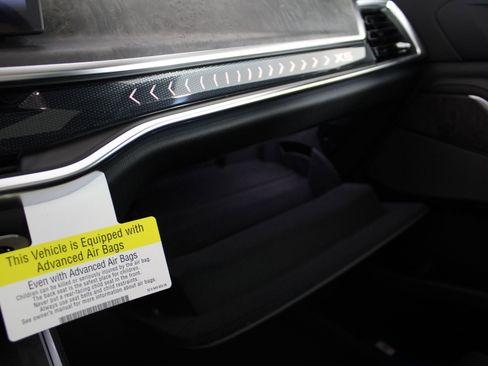 New 2026 BMW X5 xDrive50e image 27