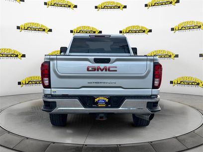 Used 2022 GMC Sierra 2500 Pro w/ Convenience Package