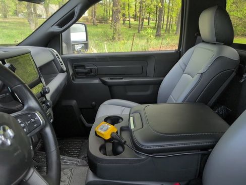 New 2025 RAM 4500 Tradesman image 31