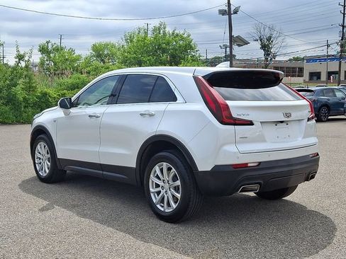 Used 2023 Cadillac XT4 Luxury w/ Cold Weather Package AWD/4WD image 4