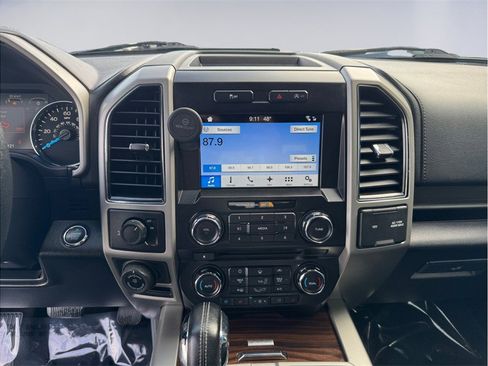 Used 2017 Ford F150 Lariat image 11