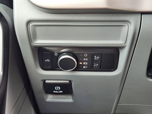 Used 2022 Ford F150 XL w/ Trailer Tow Package image 24