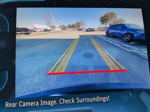 Used 2024 Mercedes-Benz GLC 300 4MATIC image 12