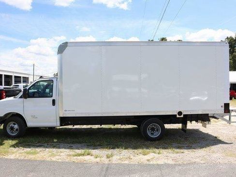 New 2025 Chevrolet Express 4500 w/ Power Convenience Package image 3