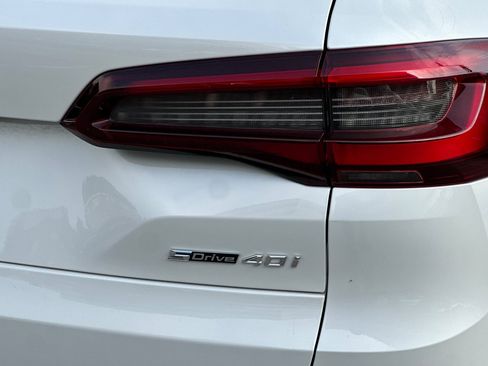 Used 2022 BMW X5 sDrive40i w/ Parking Assistance Package image 28