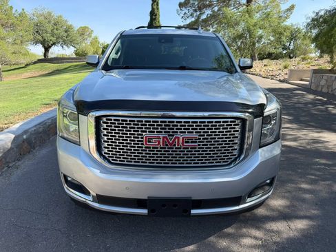 Used 2017 GMC Yukon Denali w/ Open Road Package AWD/4WD image 8