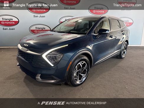 Used 2025 Kia Sportage LX image 1