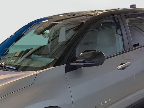 New 2026 Chevrolet Equinox LT w/ Safety and Technology Package image 8