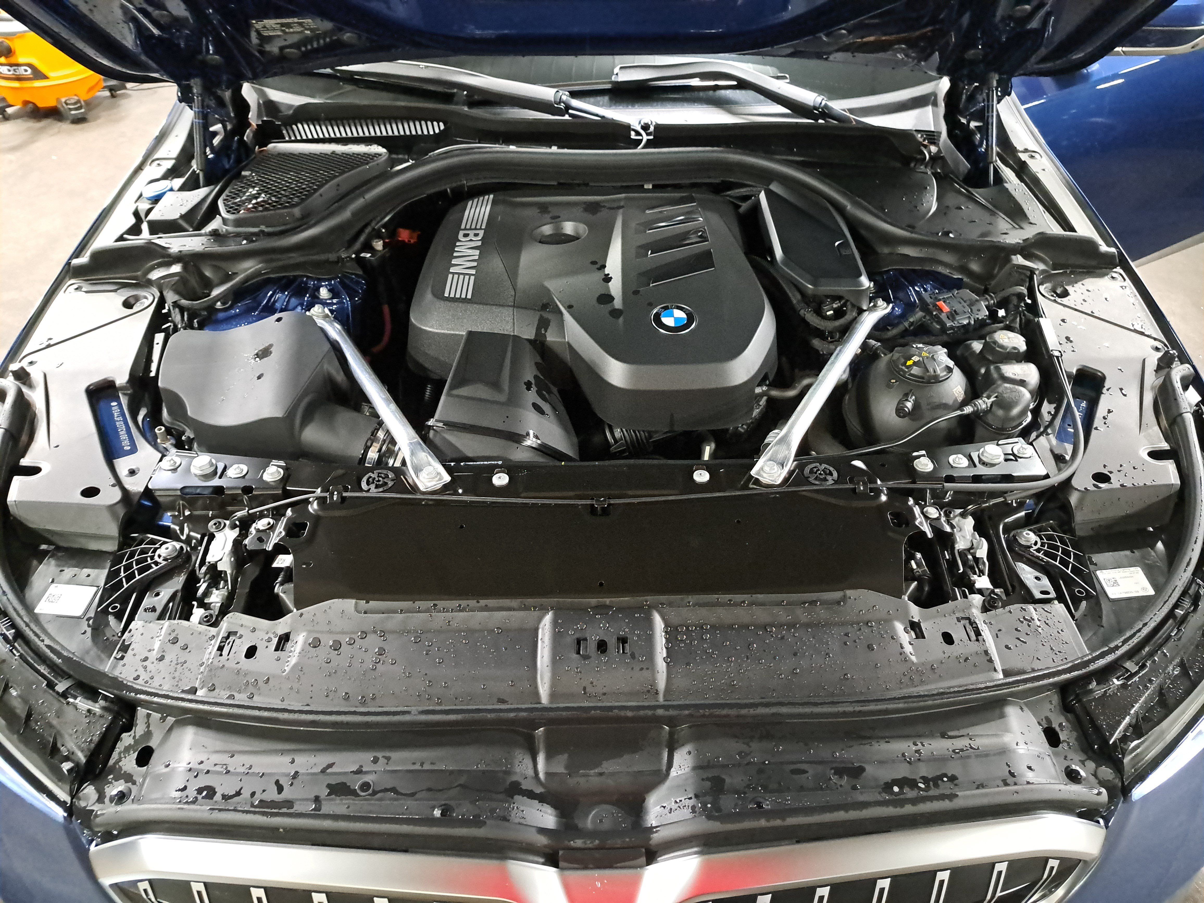 Certified 2026 BMW 530i w/ Premium Package RWD image 32
