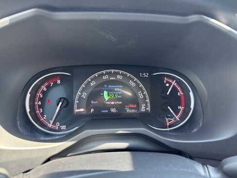 Used 2023 Toyota RAV4 LE FWD image 11