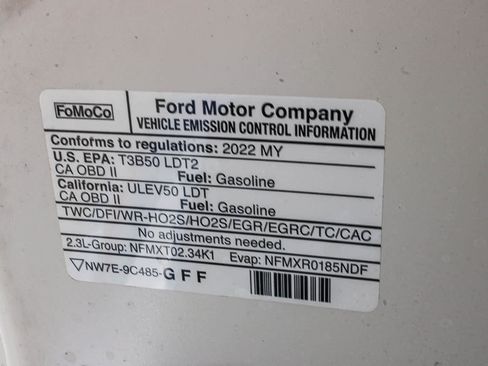 Used 2022 Ford Explorer Limited w/ Equipment Group 301A AWD/4WD image 28