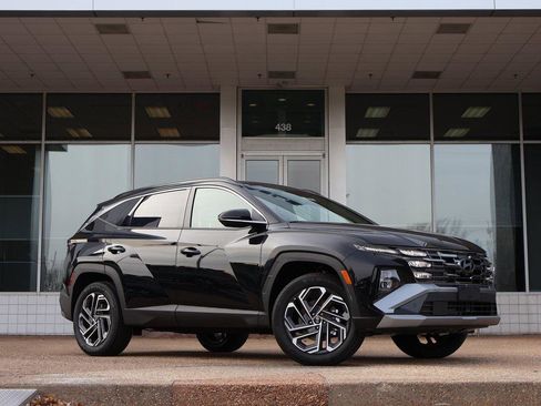 New 2026 Hyundai Tucson Limited image 1