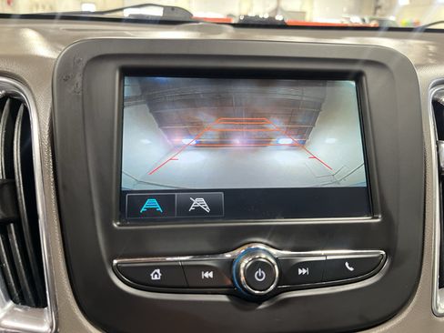 Used 2018 Chevrolet Malibu LT FWD image 32