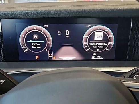 New 2026 Volkswagen Tiguan SE image 34