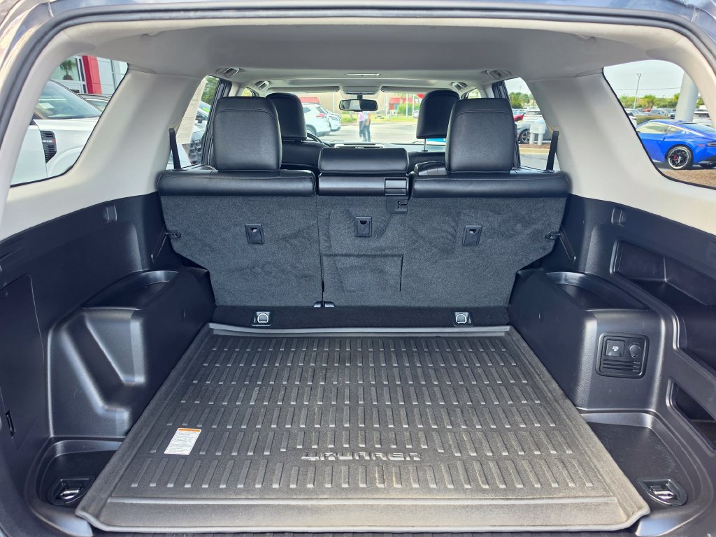 Used 2013 Toyota 4Runner SR5 w/ Premium Pkg AWD/4WD image 11