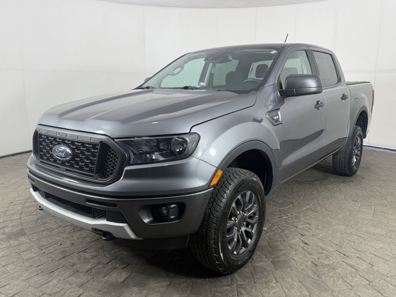 Used 2022 Ford Ranger XLT w/ Equipment Group 301A Mid AWD/4WD image 3