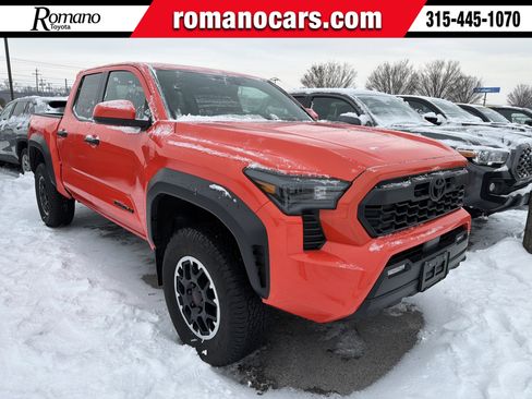 Used 2024 Toyota Tacoma TRD Off-Road image 1