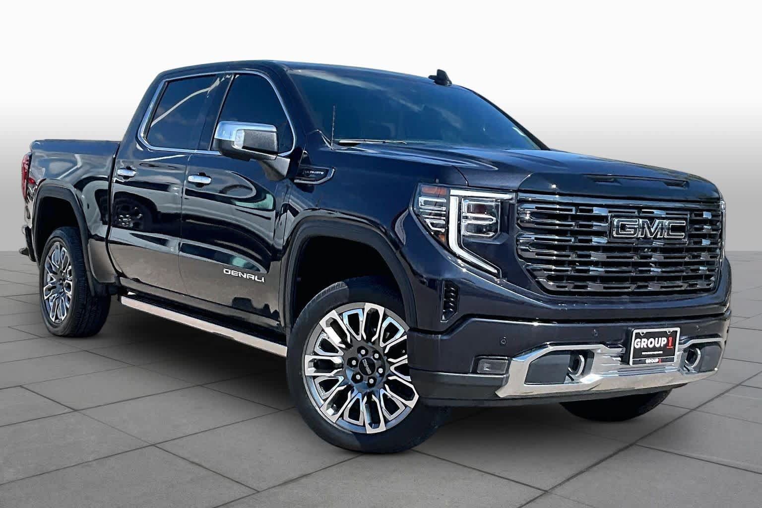 Used 2023 GMC Sierra 1500 Denali Ultimate AWD/4WD image 3