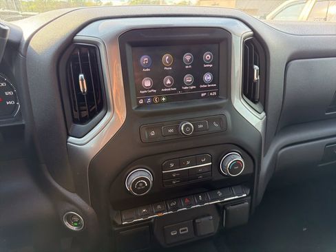 Used 2022 Chevrolet Silverado 1500 Custom Trail Boss image 18