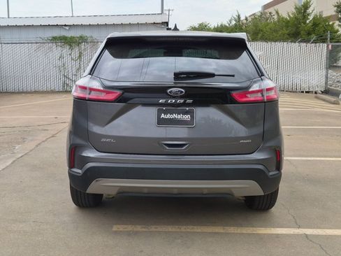 Used 2024 Ford Edge SEL AWD/4WD image 6