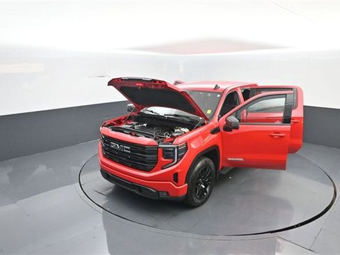 Used 2023 GMC Sierra 1500 Elevation image 31