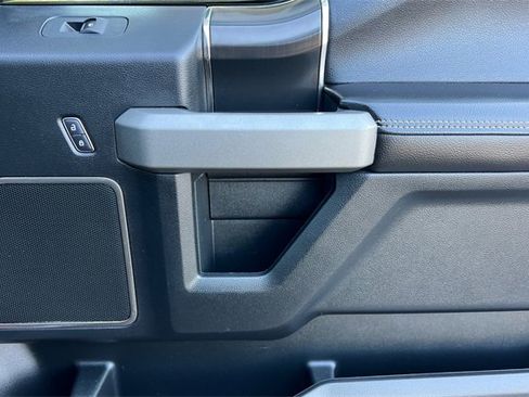 Used 2019 Ford F150 Raptor w/ Equipment Group 802A Luxury image 19