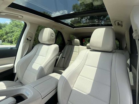 Used 2022 Mercedes-Benz GLE 350 4MATIC image 9