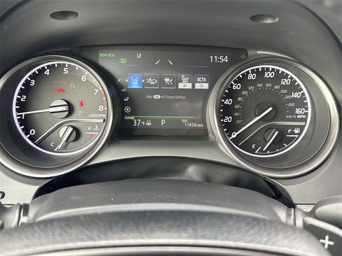 Used 2023 Toyota Camry SE image 17