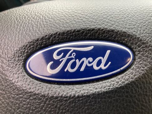 Used 2018 Ford Escape SE image 26