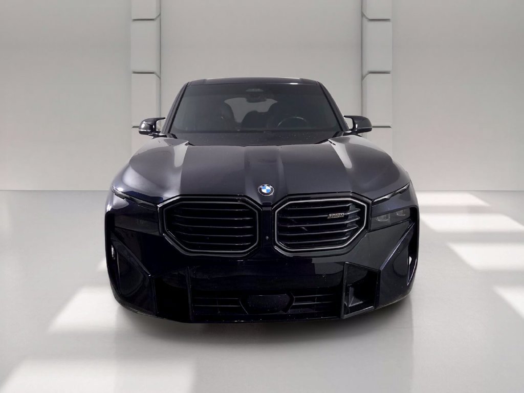 Used 2023 BMW XM w/ M Driver's Package AWD/4WD image 3