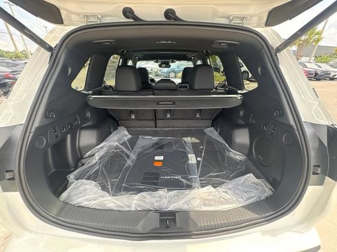 New 2026 Subaru Forester Limited AWD/4WD image 18