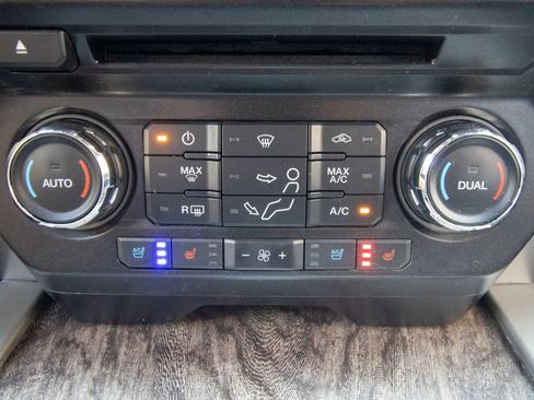 Used 2017 Ford F250 Lariat w/ Chrome Package AWD/4WD image 30
