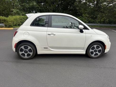 Used 2016 FIAT 500 e FWD image 6